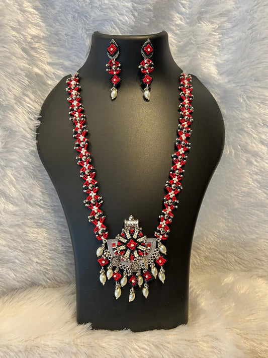 MIDNIGHT MOGRA (RED)